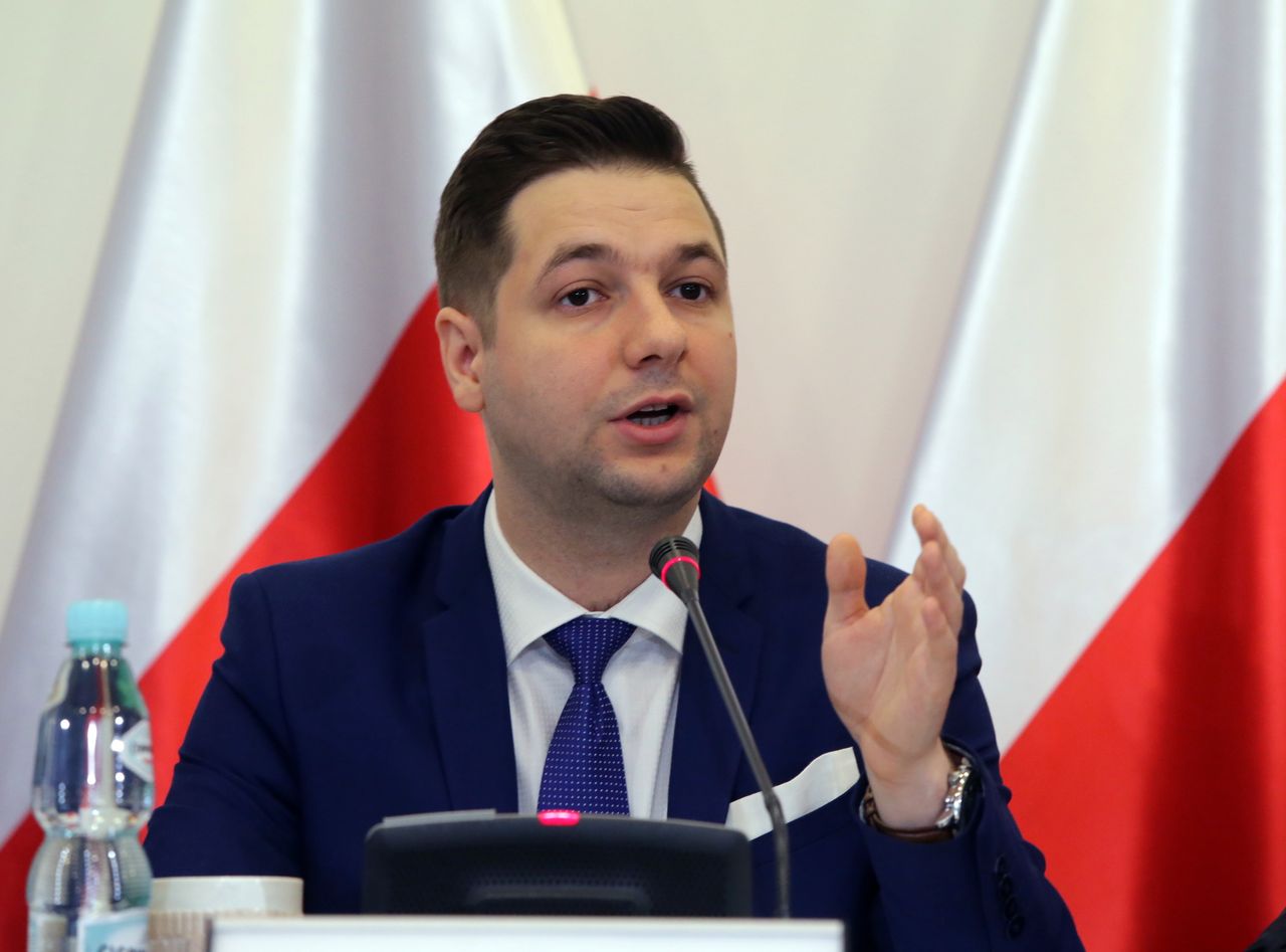 Patryk Jaki nie zgadza się z doradcą prezydenta. "Wersja prof. Michała Królikowskiego nie trzyma się kupy"