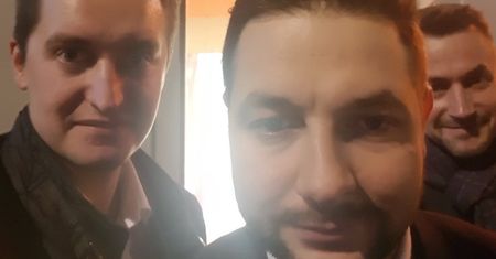 W tym szaleństwie jest metoda. Mordercza końcówka kampanii to wielkie ryzyko, ale duży zysk