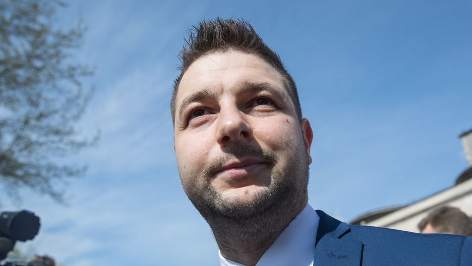 Jaki składa kolejne obietnice