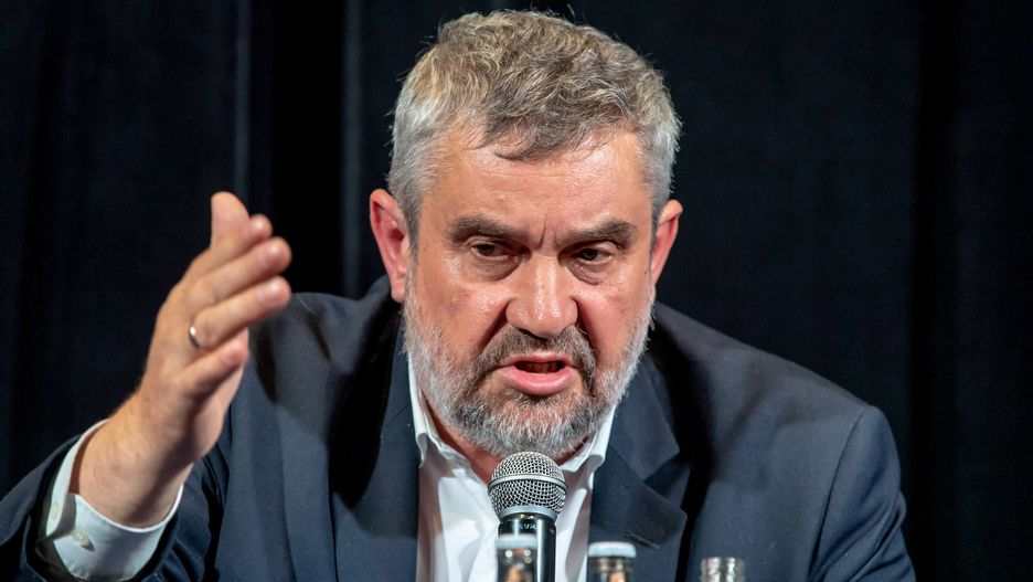 Minister rolnictwa Jan Krzysztof Ardanowski beszta urzędników ARMiR. Nagranie odsłania kulisy walki o głosy rolników.