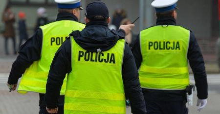 Działacz Ruchu Narodowego posądził policjanta o nietrzeźwość. "Zadzwoniłem do CBŚ i wiceministra sprawiedliwości"