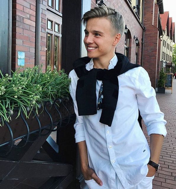 Wzdycha do niego coraz więcej fanek. Policjant z Rosji zdobywa popularność na Instagramie