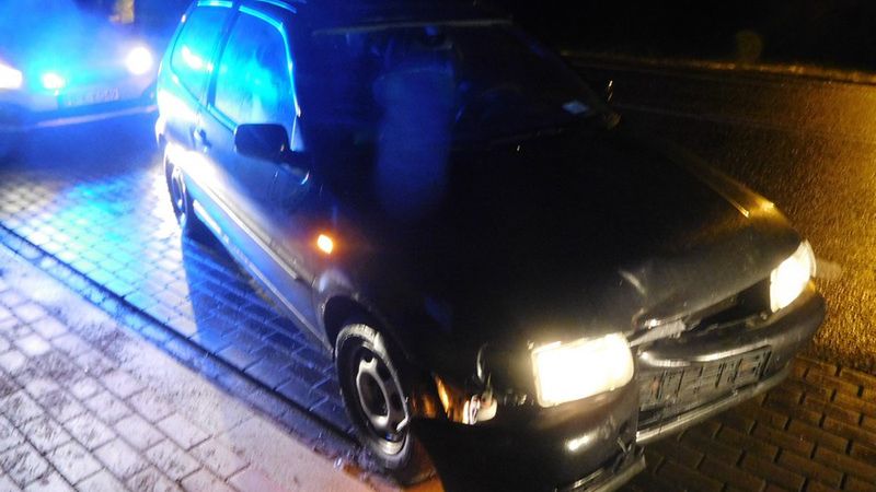 Podkarpacie. 43-letni kierowca zasnął na środku drogi krajowej