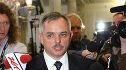 Prokurator Zbigniew Kapusta w drodze na posiedzenie Komisji
