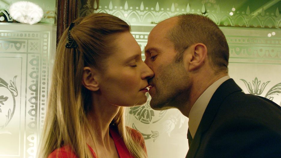 Agata Buzek i Jason Statham w filmie "Koliber"