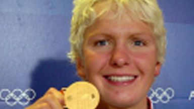 Otylia Jędrzejczak ze złotym medalem