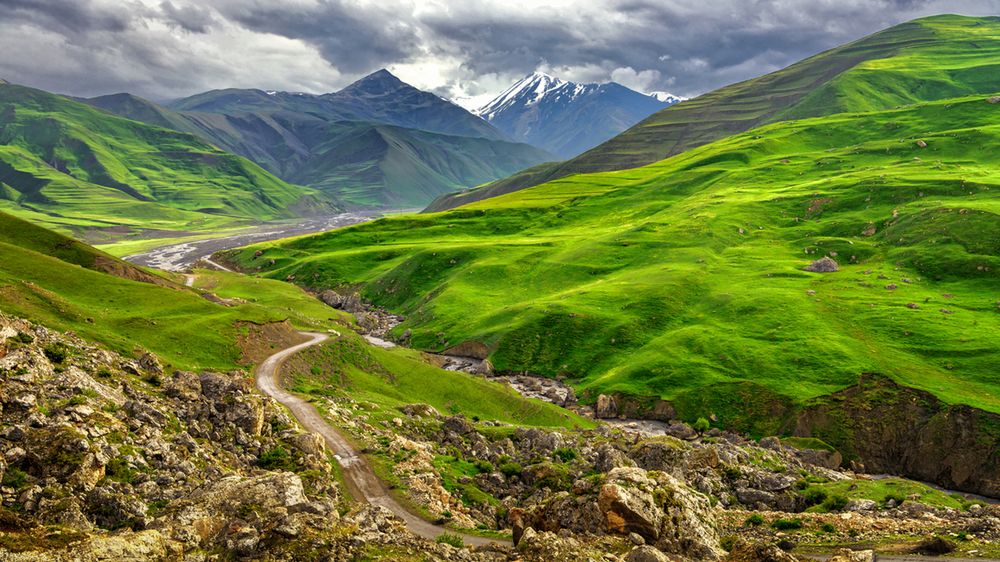 Wciąż nieodkryty dla Europejczyków Azerbejdżan odwiedzają rocznie niespełna 3 miliony turystów