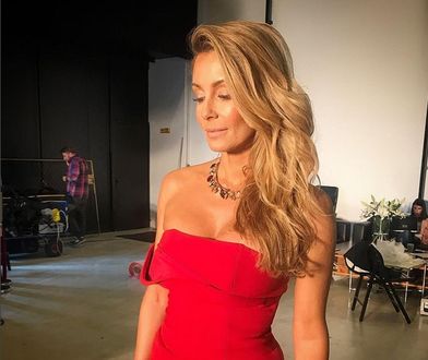 Małgorzata Rozenek-Majdan w ognistej czerwieni. Elegancka i seksowna?