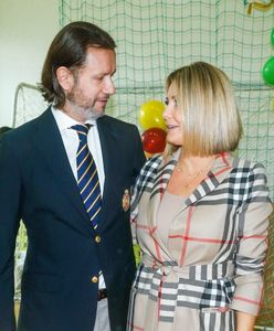 Rozenkowie na świątecznym zdjęciu. Cali na biało