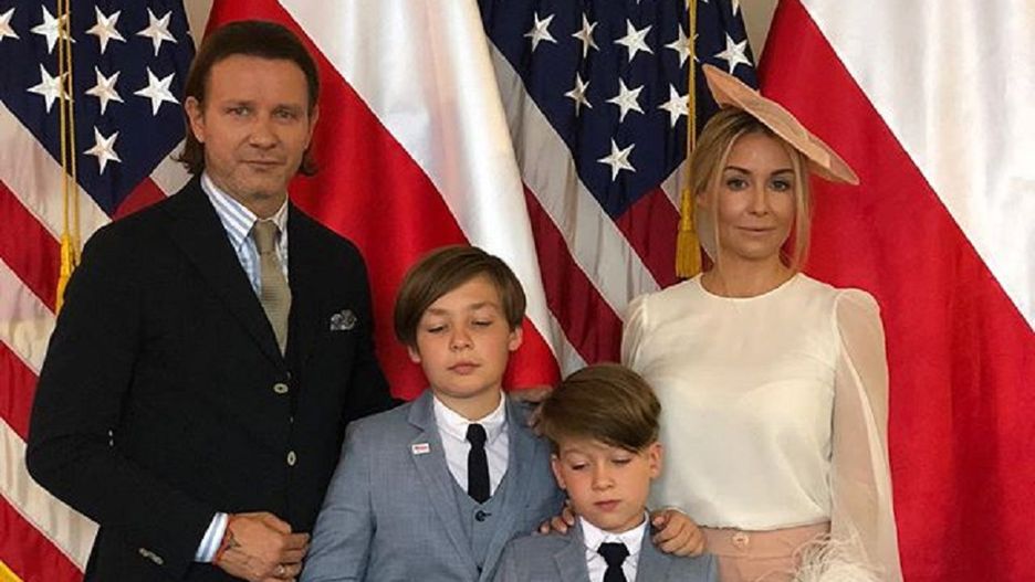 Małgosia Rozenek z mężem i dziećmi w ambasadzie USA. Złamała protokół