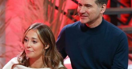 Izabella Krzan i Tomasz Kammel przyłapani w intymnej pozie. Nie wiedzieliśmy, że są ze sobą blisko. Tak zachowują się, gdy nie widzą ich kamery