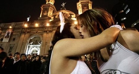 Holenderscy podatnicy finansują... chilijskich homoseksualistów!