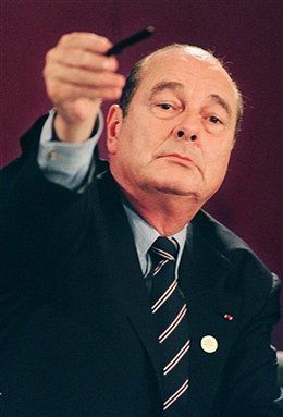 "Chirac nie rozwiąże problemów społecznych"