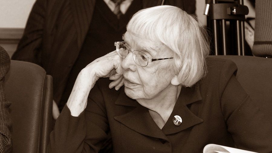 Ludmiła Aleksiejewa rozpoczęła swoją działalność w latach 60-tych