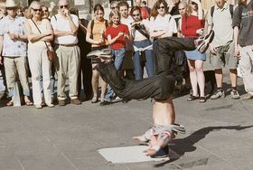 Taniec breakdance - zdjęcia