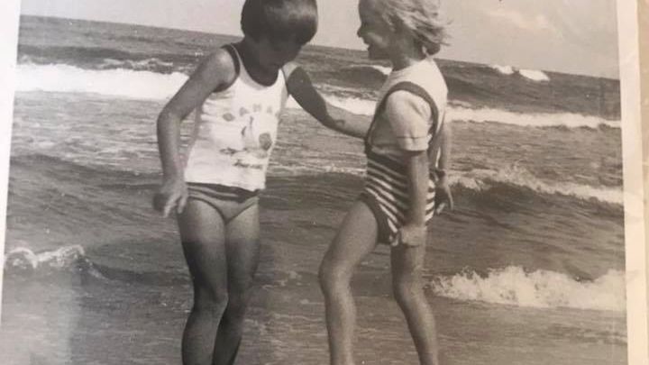 Marcin i Patrycja w Jastarni, 1979 r.