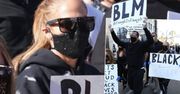 Zamaskowana Jennifer Lopez na marszu Black Lives Matter. Wyszła na ulicę z ogromnym transparentem
