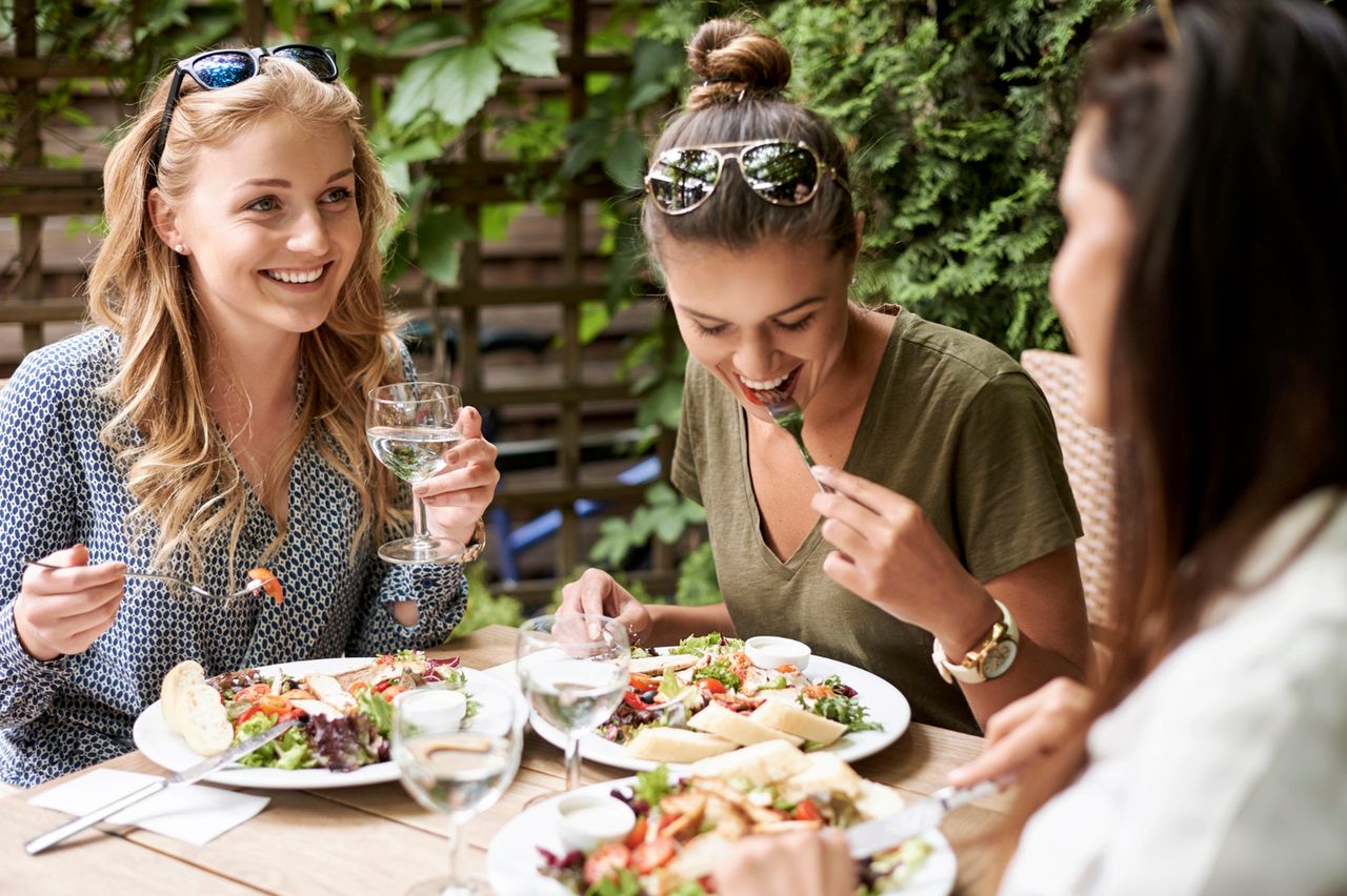 czego nie zamawiać w restauracji, fot. freepik