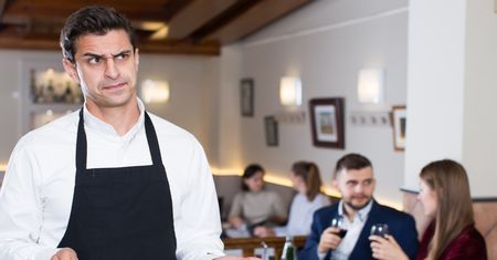 Weszła do restauracji w nieodpowiednim stroju. Obsługa natychmiast zareagowała