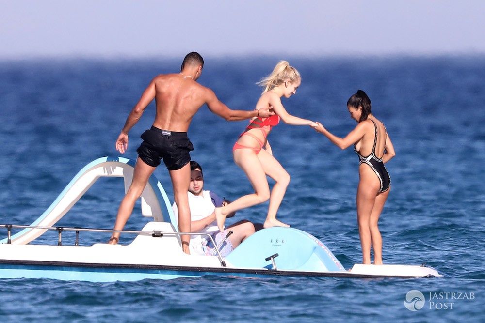 Kourtney Kardashian i Younes Bendjima w Saint Tropez