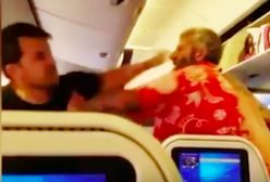 Brutalna bójka na pięści w samolocie. Wideo z tego zdarzenia podbija sieć