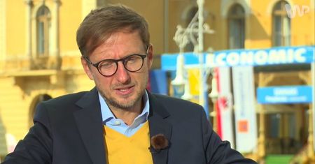 Agora wylicza negatywne skutki koronawirusa dla jej biznesu. Lista jest długa