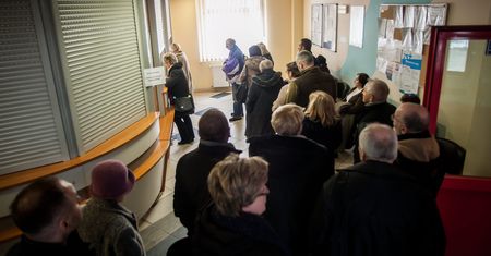 "Zapraszamy na wizytę u lekarza w 2024 r.". Internauci zdumieni, dyrektor przychodni wyjaśnia sytuację