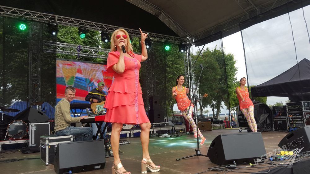 Majka Jeżowska wypoczywa na Mazurach