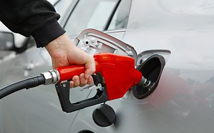 Co się dzieje z cenami paliw? Czy kierowcy odetchną?