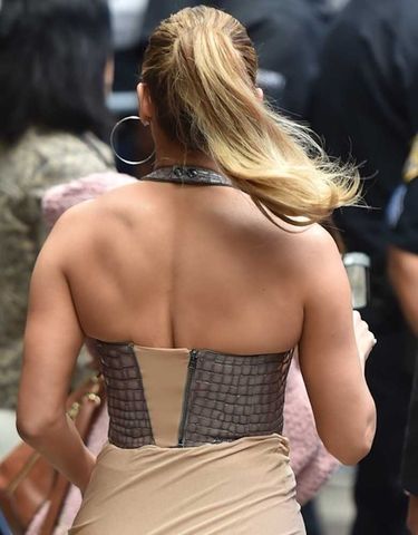 Jennifer Lopez plecy