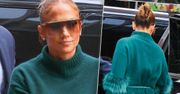 Jennifer Lopez wypina apetyczną pupę do paparazzi! Z trudem wcisnęła ją w swoje luksusowe, satynowe spodnie
