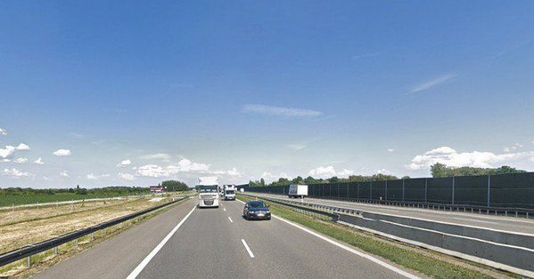 Rosjanin szedł autostradą A2 do Niemiec