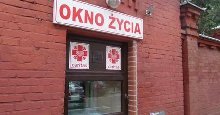 20-miesięczne dziecko w bydgoskim “oknie życia”