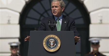 Bush: Ameryka jest w poważnym kryzysie finansowym