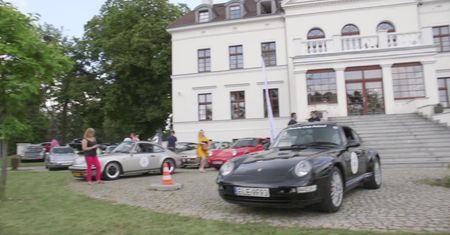 Porsche Parade 2019 wystartowała z Torunia