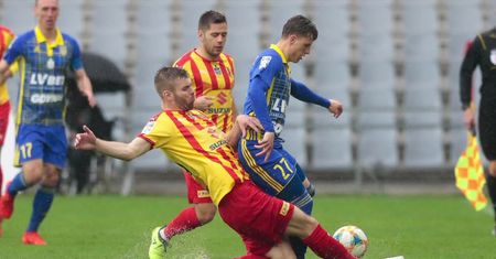 Duży krok Arki w kierunku utrzymania. Gdynianie pokonali na wyjeździe Koronę Kielce