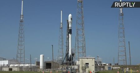 Sukces misji SpaceX dla Sił Kosmicznych USA. Satelita GPS nowej generacji na orbicie