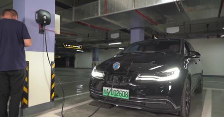 Ponad pół miliona publicznych ładowarek do aut elektrycznych. Chiny coraz mocniej stawiają na ekologiczną jazdę