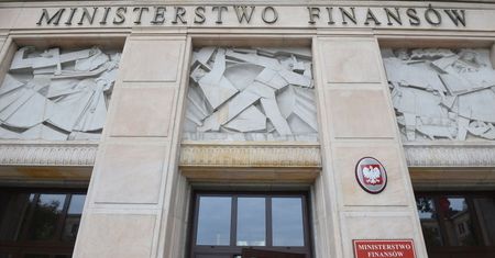 Rząd zajmie się projektem budżetu na 2021 r. z deficytem 82,3 mld zł
