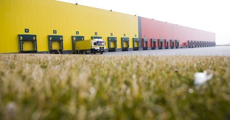 Deweloperzy nieco wyhamowują inwestycje w nowe magazyny. Wskaźnik pustostanów znacznie wzrósł