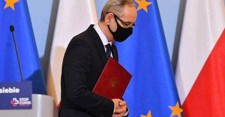 Niedzielski dla “Rz”: Musimy ostro wyhamować