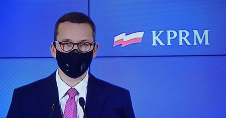 IBRiS dla Onetu: na czele rankingu zaufania Morawiecki, Duda i Hołownia