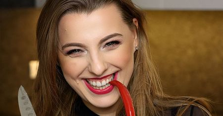 Ostre potrawy poprawiają humor? Sprawdź jak kapsaicyna wpływa na nasze ciała