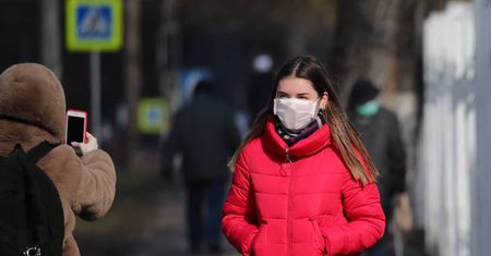 Eksperci podpowiadają, jak radzić sobie ze stresem z powodu pandemii COVID-19