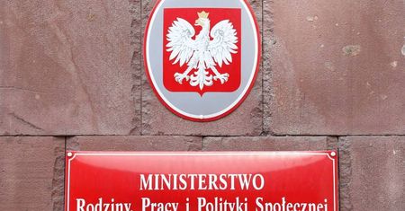 MRPiPS: od 31 stycznia gminy mogą starać się o dofinansowanie centrów usług społecznych