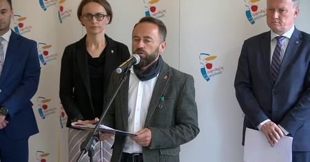 Władze Warszawy i marszałek województwa mazowieckiego krytycznie o pomyśle podziału Mazowsza