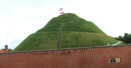 Kopiec Kościuszki w Krakowie częściowo udostępniony dla odwiedzających