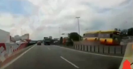 Nagranie z tragicznego wypadku autobusu w Warszawie