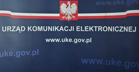 UKE: zakończono proces uwalniania częstotliwości dla 5G