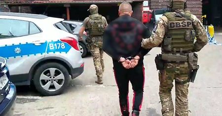 CZŁONKOWIE GRUPY MOGLI “WYPRAĆ” PONAD 37 MLN ZŁ – WŚRÓD ZATRZYMANYCH JACEK B. PS. „LELEK”